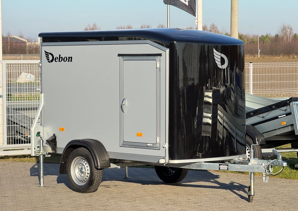 DEBON Debon C255SF PPL + drzwi boczne - Prikolica sa zatvorenim sandukom: slika DEBON Debon C255SF PPL + drzwi boczne - Prikolica sa zatvorenim sandukom DEBON Debon C255SF PPL + drzwi boczne - Prikolica sa zatvorenim sandukom: slika DEBON Debon C255SF PPL + drzwi boczne - Prikolica sa zatvorenim sandukom