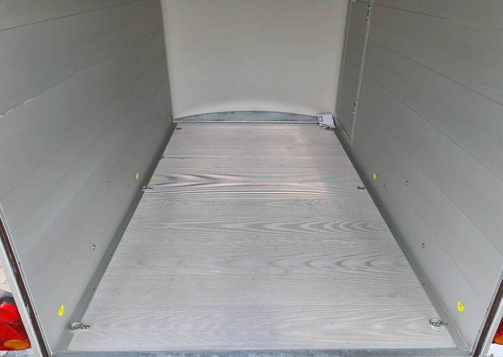 Novi Prikolica sa zatvorenim sandukom DEBON Furgon C500 ALU + drzwi boczne: slika Novi Prikolica sa zatvorenim sandukom DEBON Furgon C500 ALU + drzwi boczne