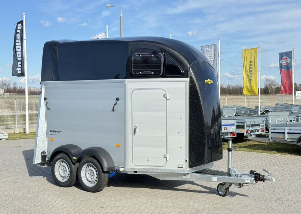 HUMBAUR Humbaur Xanthos Aero 2400 - Prikolica za konje: slika HUMBAUR Humbaur Xanthos Aero 2400 - Prikolica za konje HUMBAUR Humbaur Xanthos Aero 2400 - Prikolica za konje: slika HUMBAUR Humbaur Xanthos Aero 2400 - Prikolica za konje