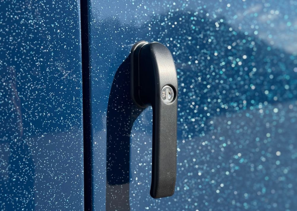 HUMBAUR Pegasus 2400 | siodlarnia, DMC 2400kg, przyczepa do przewozu 2 koni - Prikolica za konje: slika HUMBAUR Pegasus 2400 | siodlarnia, DMC 2400kg, przyczepa do przewozu 2 koni - Prikolica za konje HUMBAUR Pegasus 2400 | siodlarnia, DMC 2400kg, przyczepa do przewozu 2 koni - Prikolica za konje: slika HUMBAUR Pegasus 2400 | siodlarnia, DMC 2400kg, przyczepa do przewozu 2 koni - Prikolica za konje