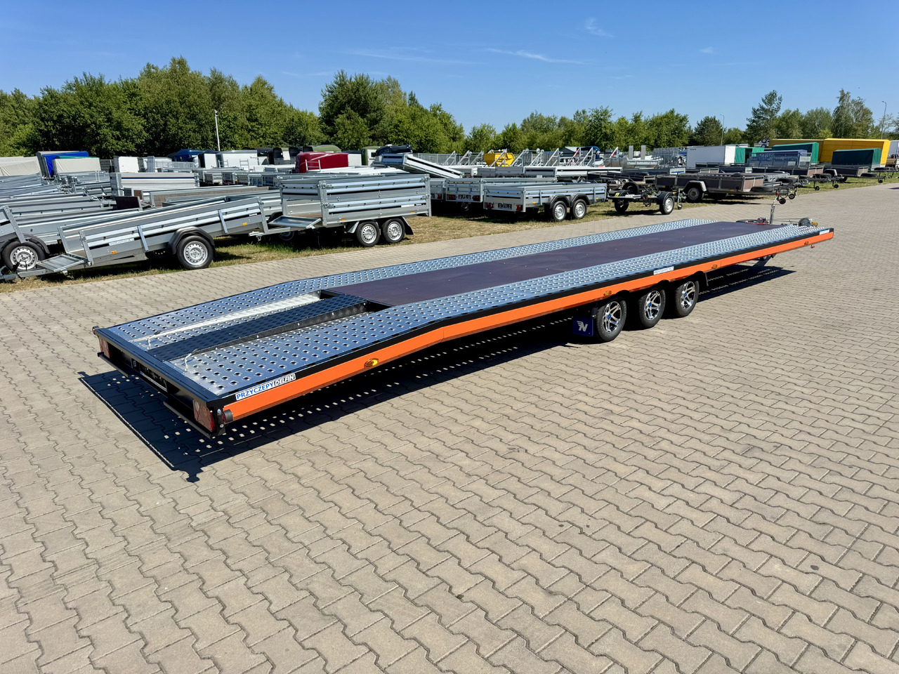 NIEWIADÓW Indiana Premium Color 850 x 210 cm | 3500 kg - Prikolica za prijevoz automobila: slika NIEWIADÓW Indiana Premium Color 850 x 210 cm | 3500 kg - Prikolica za prijevoz automobila NIEWIADÓW Indiana Premium Color 850 x 210 cm | 3500 kg - Prikolica za prijevoz automobila: slika NIEWIADÓW Indiana Premium Color 850 x 210 cm | 3500 kg - Prikolica za prijevoz automobila