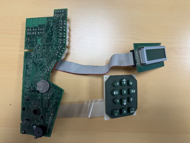 Atlet 078925 | Controlboard Tillerhead including display and keyboartd from PLP2 - Električni sustav za Oprema za rukovanje materijalima: slika Atlet 078925 | Controlboard Tillerhead including display and keyboartd from PLP2 - Električni sustav za Oprema za rukovanje materijalima Atlet 078925 | Controlboard Tillerhead including display and keyboartd from PLP2 - Električni sustav za Oprema za rukovanje materijalima: slika Atlet 078925 | Controlboard Tillerhead including display and keyboartd from PLP2 - Električni sustav za Oprema za rukovanje materijalima