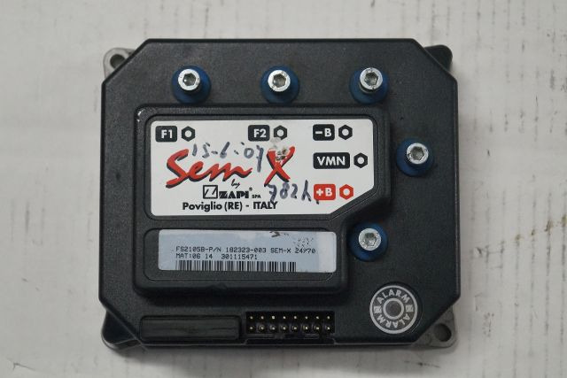Atlet 301115471 | Stuur regeling Steering controller Zapi Sem X 24/70 182323-003 - Upravljačka jedinica (ECU) za Oprema za rukovanje materijalima: slika Atlet 301115471 | Stuur regeling Steering controller Zapi Sem X 24/70 182323-003 - Upravljačka jedinica (ECU) za Oprema za rukovanje materijalima Atlet 301115471 | Stuur regeling Steering controller Zapi Sem X 24/70 182323-003 - Upravljačka jedinica (ECU) za Oprema za rukovanje materijalima: slika Atlet 301115471 | Stuur regeling Steering controller Zapi Sem X 24/70 182323-003 - Upravljačka jedinica (ECU) za Oprema za rukovanje materijalima
