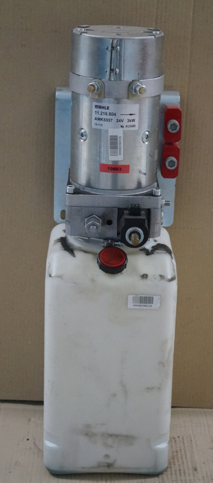 Jungheinrich 51003726 | Pumpmotor with tank 24V 3KW Mahle 11216804 for EKS110 ye Pumpmotor with tank 24V 3KW Mahle 11216804 for EKS110 year 2016 - Hidraulična pumpa za Oprema za rukovanje materijalima: slika Jungheinrich 51003726 | Pumpmotor with tank 24V 3KW Mahle 11216804 for EKS110 ye Pumpmotor with tank 24V 3KW Mahle 11216804 for EKS110 year 2016 - Hidraulična pumpa za Oprema za rukovanje materijalima Jungheinrich 51003726 | Pumpmotor with tank 24V 3KW Mahle 11216804 for EKS110 ye Pumpmotor with tank 24V 3KW Mahle 11216804 for EKS110 year 2016 - Hidraulična pumpa za Oprema za rukovanje materijalima: slika Jungheinrich 51003726 | Pumpmotor with tank 24V 3KW Mahle 11216804 for EKS110 ye Pumpmotor with tank 24V 3KW Mahle 11216804 for EKS110 year 2016 - Hidraulična pumpa za Oprema za rukovanje materijalima