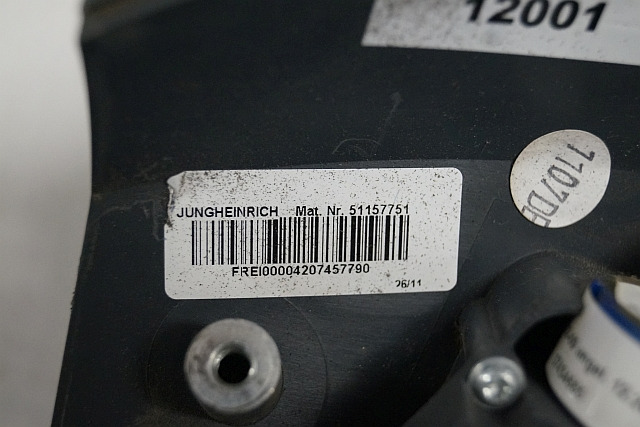 Jungheinrich 51157751 | Directional switch for ERE120/225 with folding platform - Električni sustav za Oprema za rukovanje materijalima: slika Jungheinrich 51157751 | Directional switch for ERE120/225 with folding platform - Električni sustav za Oprema za rukovanje materijalima Jungheinrich 51157751 | Directional switch for ERE120/225 with folding platform - Električni sustav za Oprema za rukovanje materijalima: slika Jungheinrich 51157751 | Directional switch for ERE120/225 with folding platform - Električni sustav za Oprema za rukovanje materijalima