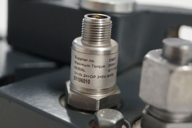 Jungheinrich 51193016 | Hydraulic Clamb from EKS308 year 2014 loading sensor 511 - Hidraulika za Oprema za rukovanje materijalima: slika Jungheinrich 51193016 | Hydraulic Clamb from EKS308 year 2014 loading sensor 511 - Hidraulika za Oprema za rukovanje materijalima Jungheinrich 51193016 | Hydraulic Clamb from EKS308 year 2014 loading sensor 511 - Hidraulika za Oprema za rukovanje materijalima: slika Jungheinrich 51193016 | Hydraulic Clamb from EKS308 year 2014 loading sensor 511 - Hidraulika za Oprema za rukovanje materijalima