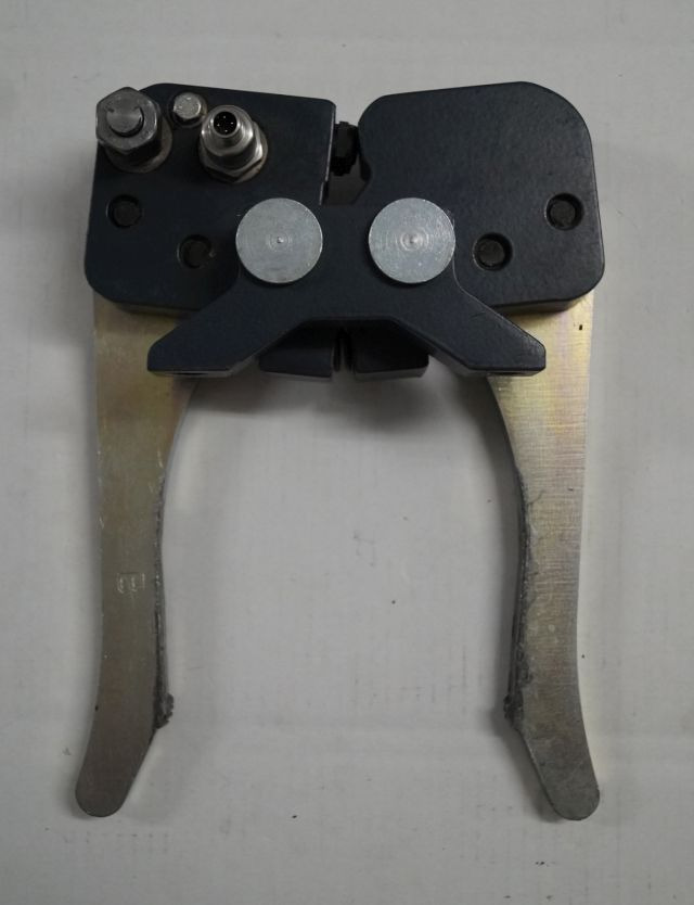 Jungheinrich 51193016 | Hydraulic Clamb from EKS308 year 2014 loading sensor 511 - Hidraulika za Oprema za rukovanje materijalima: slika Jungheinrich 51193016 | Hydraulic Clamb from EKS308 year 2014 loading sensor 511 - Hidraulika za Oprema za rukovanje materijalima Jungheinrich 51193016 | Hydraulic Clamb from EKS308 year 2014 loading sensor 511 - Hidraulika za Oprema za rukovanje materijalima: slika Jungheinrich 51193016 | Hydraulic Clamb from EKS308 year 2014 loading sensor 511 - Hidraulika za Oprema za rukovanje materijalima