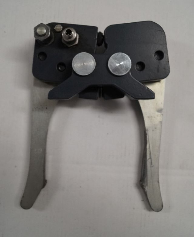 Jungheinrich 51193016 | Hydraulic Clamb from EKS312 year 2014 loading sensor 511 - Hidraulika za Oprema za rukovanje materijalima: slika Jungheinrich 51193016 | Hydraulic Clamb from EKS312 year 2014 loading sensor 511 - Hidraulika za Oprema za rukovanje materijalima Jungheinrich 51193016 | Hydraulic Clamb from EKS312 year 2014 loading sensor 511 - Hidraulika za Oprema za rukovanje materijalima: slika Jungheinrich 51193016 | Hydraulic Clamb from EKS312 year 2014 loading sensor 511 - Hidraulika za Oprema za rukovanje materijalima