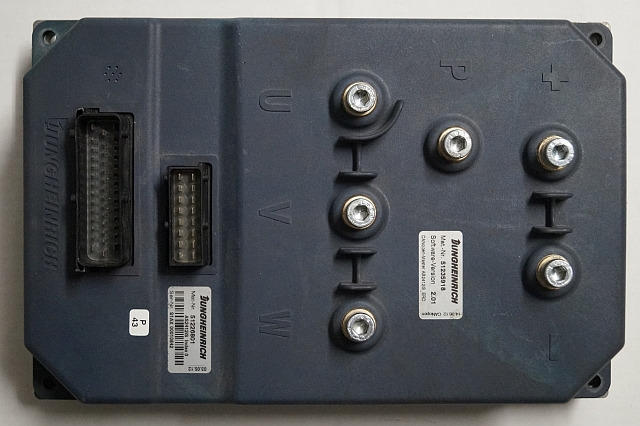 Jungheinrich 51226801 | Rij/hef/stuur regeling drive/lift/steering controller A - Upravljačka jedinica (ECU) za Oprema za rukovanje materijalima: slika Jungheinrich 51226801 | Rij/hef/stuur regeling drive/lift/steering controller A - Upravljačka jedinica (ECU) za Oprema za rukovanje materijalima Jungheinrich 51226801 | Rij/hef/stuur regeling drive/lift/steering controller A - Upravljačka jedinica (ECU) za Oprema za rukovanje materijalima: slika Jungheinrich 51226801 | Rij/hef/stuur regeling drive/lift/steering controller A - Upravljačka jedinica (ECU) za Oprema za rukovanje materijalima