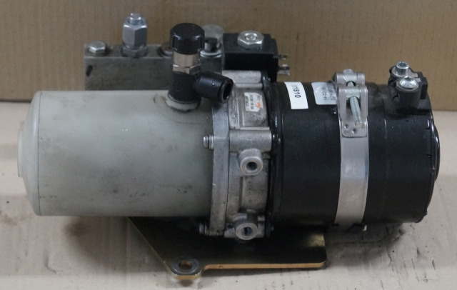 Linde 0039810886 | pump unit 24V 1,2KW pump unit 24V 1,2KW - Hidraulična pumpa za Oprema za rukovanje materijalima: slika Linde 0039810886 | pump unit 24V 1,2KW pump unit 24V 1,2KW - Hidraulična pumpa za Oprema za rukovanje materijalima Linde 0039810886 | pump unit 24V 1,2KW pump unit 24V 1,2KW - Hidraulična pumpa za Oprema za rukovanje materijalima: slika Linde 0039810886 | pump unit 24V 1,2KW pump unit 24V 1,2KW - Hidraulična pumpa za Oprema za rukovanje materijalima