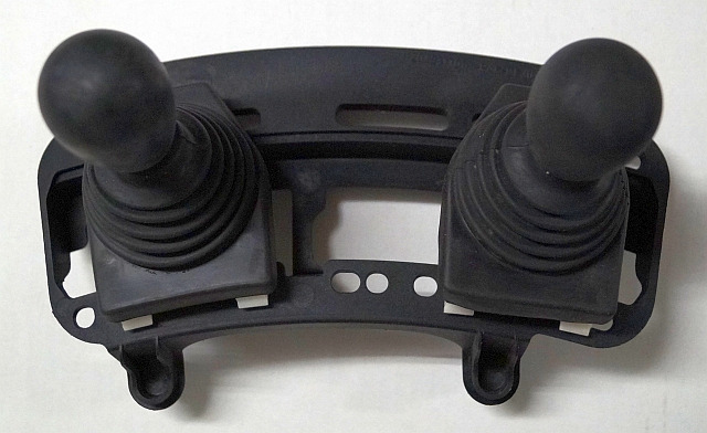 Linde 7919040015 | Joystick sn. 3244 - Električni sustav za Oprema za rukovanje materijalima: slika Linde 7919040015 | Joystick sn. 3244 - Električni sustav za Oprema za rukovanje materijalima Linde 7919040015 | Joystick sn. 3244 - Električni sustav za Oprema za rukovanje materijalima: slika Linde 7919040015 | Joystick sn. 3244 - Električni sustav za Oprema za rukovanje materijalima