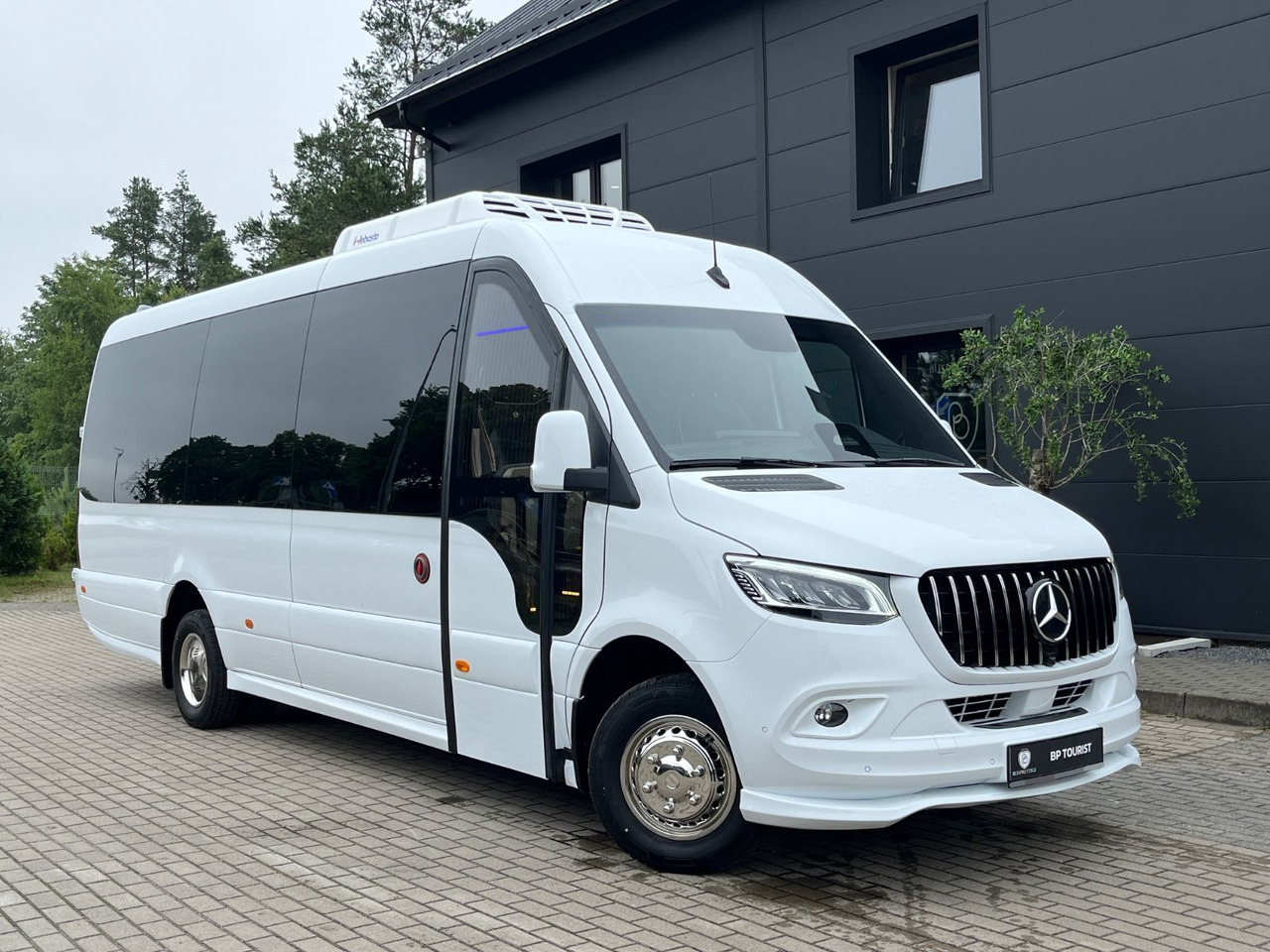 Mercedes-Benz Sprinter 519 TOURIST XL / 21 to 24 Seats / NEW! - Minibus, Putnički kombi: slika Mercedes-Benz Sprinter 519 TOURIST XL / 21 to 24 Seats / NEW! - Minibus, Putnički kombi Mercedes-Benz Sprinter 519 TOURIST XL / 21 to 24 Seats / NEW! - Minibus, Putnički kombi: slika Mercedes-Benz Sprinter 519 TOURIST XL / 21 to 24 Seats / NEW! - Minibus, Putnički kombi