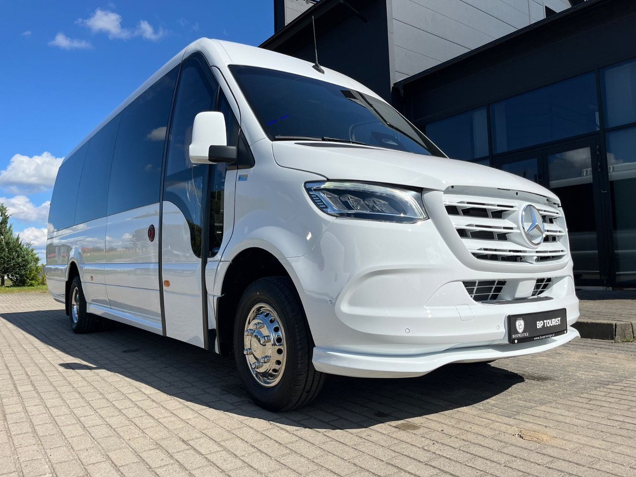 Mercedes-Benz Sprinter 519 TOURIST XL / 21 to 24 Seats / NEW! - Minibus, Putnički kombi: slika Mercedes-Benz Sprinter 519 TOURIST XL / 21 to 24 Seats / NEW! - Minibus, Putnički kombi Mercedes-Benz Sprinter 519 TOURIST XL / 21 to 24 Seats / NEW! - Minibus, Putnički kombi: slika Mercedes-Benz Sprinter 519 TOURIST XL / 21 to 24 Seats / NEW! - Minibus, Putnički kombi