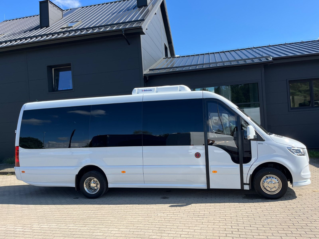 Mercedes-Benz Sprinter 519 TOURIST XL / 21 to 24 Seats / NEW! - Minibus, Putnički kombi: slika Mercedes-Benz Sprinter 519 TOURIST XL / 21 to 24 Seats / NEW! - Minibus, Putnički kombi Mercedes-Benz Sprinter 519 TOURIST XL / 21 to 24 Seats / NEW! - Minibus, Putnički kombi: slika Mercedes-Benz Sprinter 519 TOURIST XL / 21 to 24 Seats / NEW! - Minibus, Putnički kombi