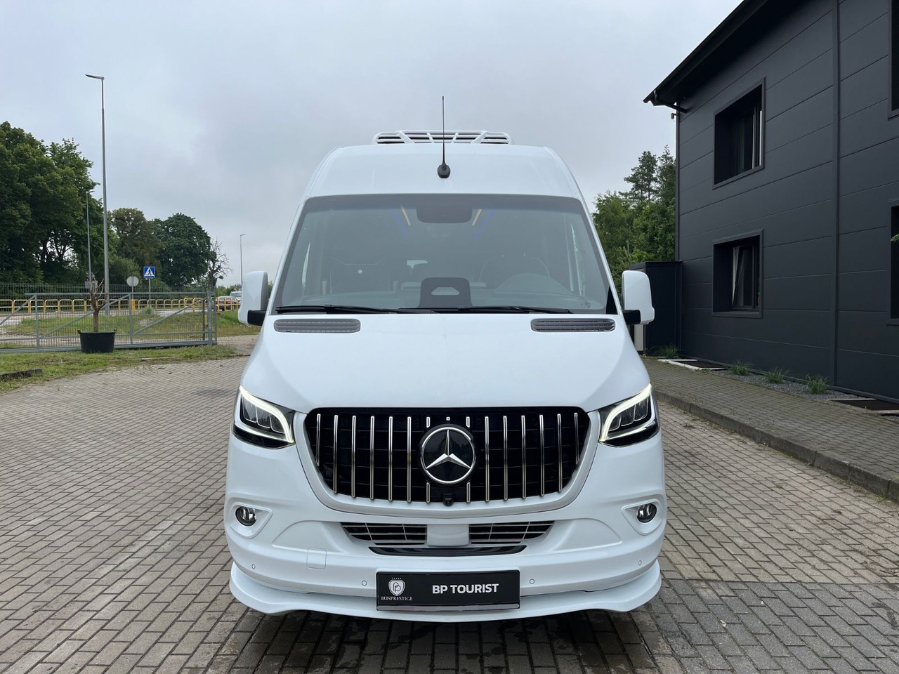 Mercedes-Benz Sprinter 519 TOURIST XL / 21 to 24 Seats / NEW! - Minibus, Putnički kombi: slika Mercedes-Benz Sprinter 519 TOURIST XL / 21 to 24 Seats / NEW! - Minibus, Putnički kombi Mercedes-Benz Sprinter 519 TOURIST XL / 21 to 24 Seats / NEW! - Minibus, Putnički kombi: slika Mercedes-Benz Sprinter 519 TOURIST XL / 21 to 24 Seats / NEW! - Minibus, Putnički kombi