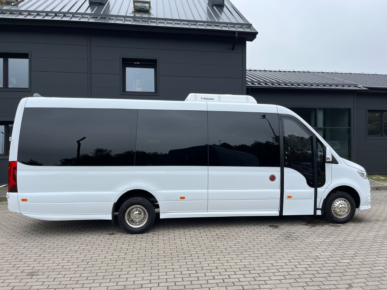 Mercedes-Benz Sprinter 519 TOURIST XL / 21 to 24 Seats / NEW! - Minibus, Putnički kombi: slika Mercedes-Benz Sprinter 519 TOURIST XL / 21 to 24 Seats / NEW! - Minibus, Putnički kombi Mercedes-Benz Sprinter 519 TOURIST XL / 21 to 24 Seats / NEW! - Minibus, Putnički kombi: slika Mercedes-Benz Sprinter 519 TOURIST XL / 21 to 24 Seats / NEW! - Minibus, Putnički kombi