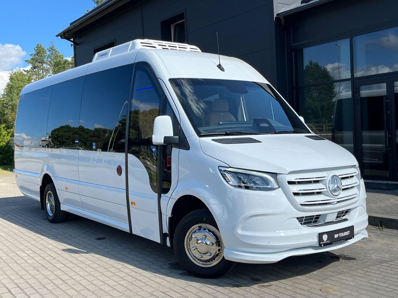 Mercedes-Benz Sprinter 519 TOURIST XL / 21 to 24 Seats / NEW! - Minibus, Putnički kombi: slika Mercedes-Benz Sprinter 519 TOURIST XL / 21 to 24 Seats / NEW! - Minibus, Putnički kombi Mercedes-Benz Sprinter 519 TOURIST XL / 21 to 24 Seats / NEW! - Minibus, Putnički kombi: slika Mercedes-Benz Sprinter 519 TOURIST XL / 21 to 24 Seats / NEW! - Minibus, Putnički kombi