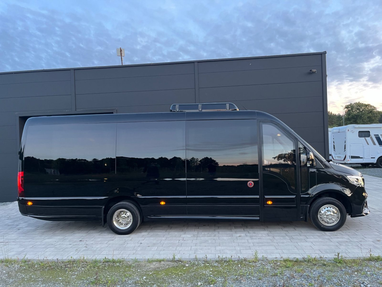 Mercedes-Benz Sprinter 519 XL /19+1+1/Luxury Bus /Coming Soon! Mercedes-Benz Sprinter 519 XL /19+1+1/Luxury /Panorama Windows - Minibus, Putnički kombi: slika Mercedes-Benz Sprinter 519 XL /19+1+1/Luxury Bus /Coming Soon! Mercedes-Benz Sprinter 519 XL /19+1+1/Luxury /Panorama Windows - Minibus, Putnički kombi Mercedes-Benz Sprinter 519 XL /19+1+1/Luxury Bus /Coming Soon! Mercedes-Benz Sprinter 519 XL /19+1+1/Luxury /Panorama Windows - Minibus, Putnički kombi: slika Mercedes-Benz Sprinter 519 XL /19+1+1/Luxury Bus /Coming Soon! Mercedes-Benz Sprinter 519 XL /19+1+1/Luxury /Panorama Windows - Minibus, Putnički kombi
