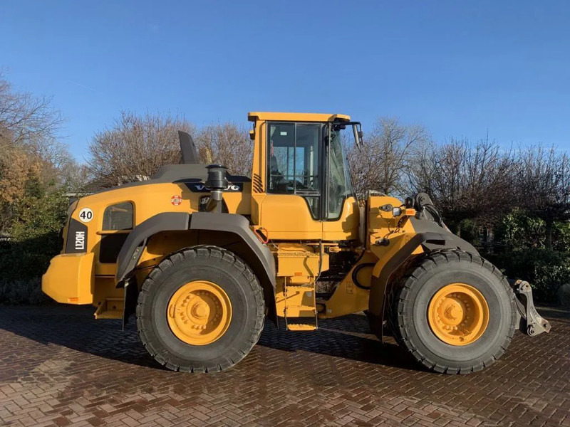 Volvo L120 H - Utovarivač na kotačima: slika Volvo L120 H - Utovarivač na kotačima Volvo L120 H - Utovarivač na kotačima: slika Volvo L120 H - Utovarivač na kotačima