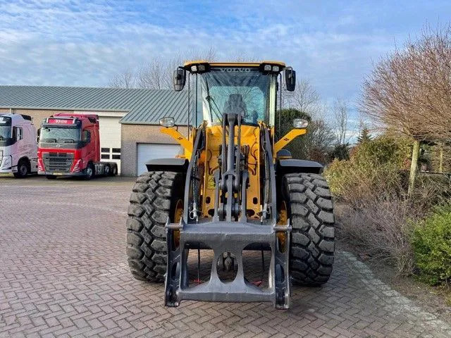 Utovarivač na kotačima Volvo L70 H: slika Utovarivač na kotačima Volvo L70 H