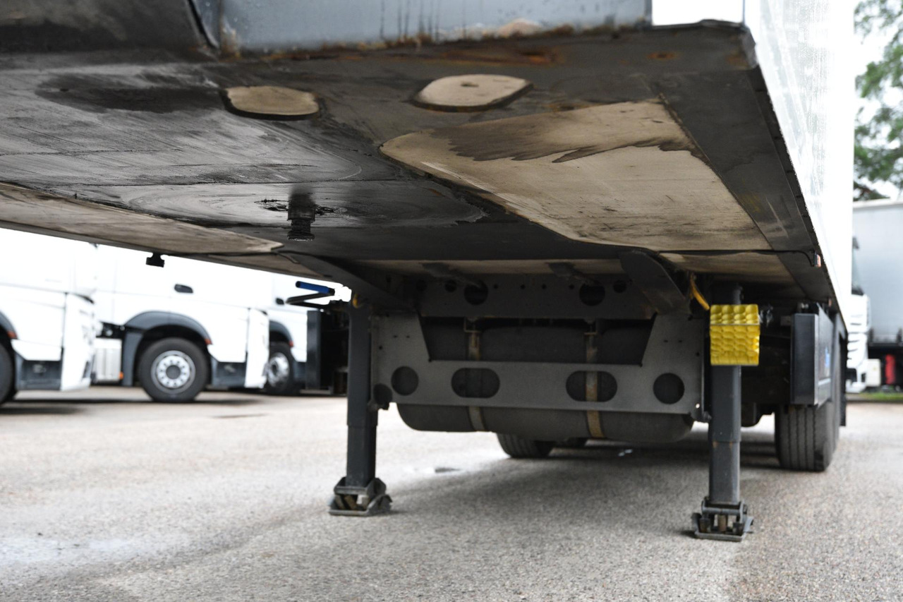 Poluprikolica hladnjača Krone SDR Double Deck Cool Liner FP45 ThermoKing SLXi 300 Lifting Axle: slika Poluprikolica hladnjača Krone SDR Double Deck Cool Liner FP45 ThermoKing SLXi 300 Lifting Axle