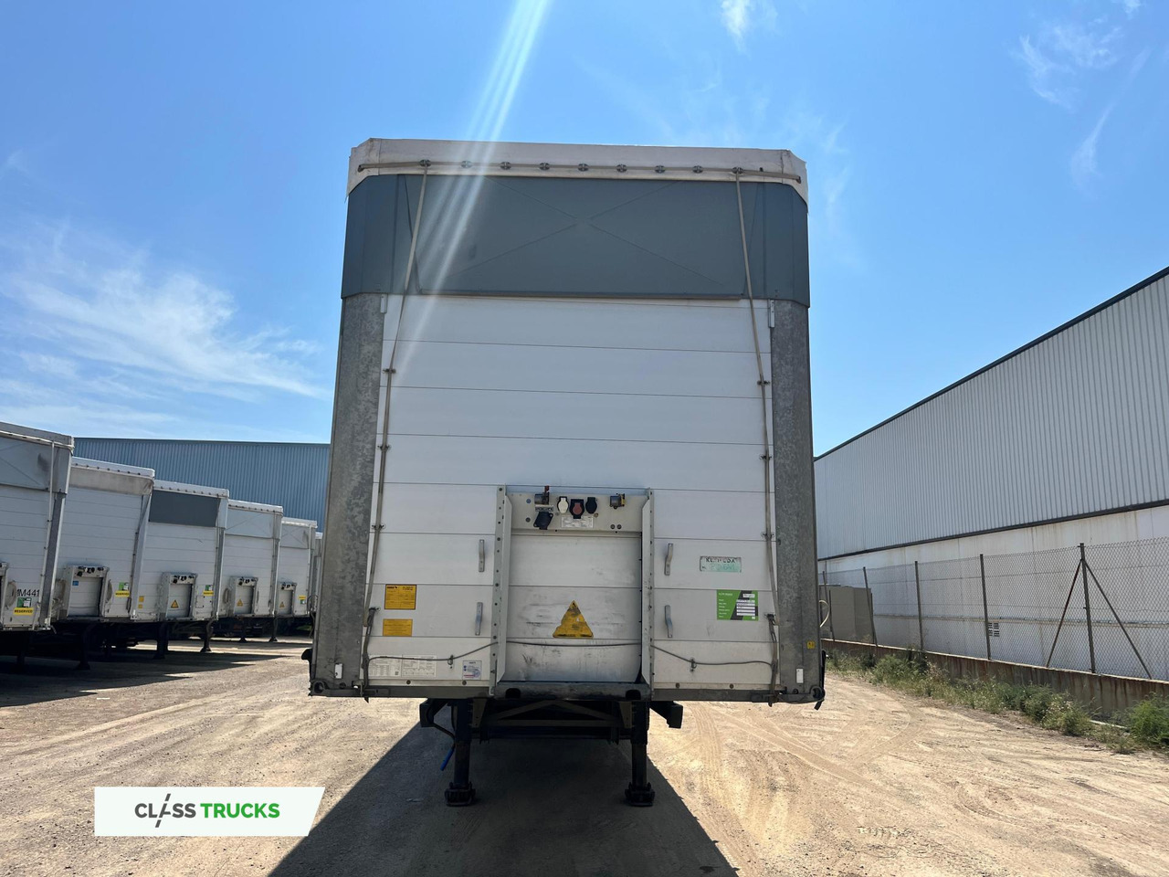 Schmitz Cargobull SCS24/L Varios - Poluprikolica s ceradom: slika Schmitz Cargobull SCS24/L Varios - Poluprikolica s ceradom Schmitz Cargobull SCS24/L Varios - Poluprikolica s ceradom: slika Schmitz Cargobull SCS24/L Varios - Poluprikolica s ceradom