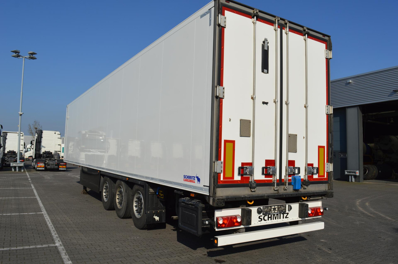 Schmitz Cargobull SKO FP 45 Carrier Vector 1550 - Poluprikolica hladnjača: slika Schmitz Cargobull SKO FP 45 Carrier Vector 1550 - Poluprikolica hladnjača Schmitz Cargobull SKO FP 45 Carrier Vector 1550 - Poluprikolica hladnjača: slika Schmitz Cargobull SKO FP 45 Carrier Vector 1550 - Poluprikolica hladnjača