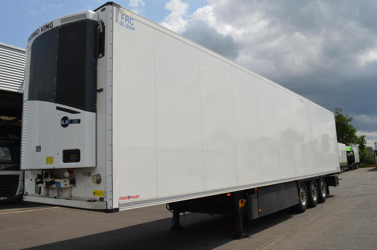 Schmitz Cargobull SKO FP 45 ThermoKing SLXi 300 - Poluprikolica hladnjača: slika Schmitz Cargobull SKO FP 45 ThermoKing SLXi 300 - Poluprikolica hladnjača Schmitz Cargobull SKO FP 45 ThermoKing SLXi 300 - Poluprikolica hladnjača: slika Schmitz Cargobull SKO FP 45 ThermoKing SLXi 300 - Poluprikolica hladnjača