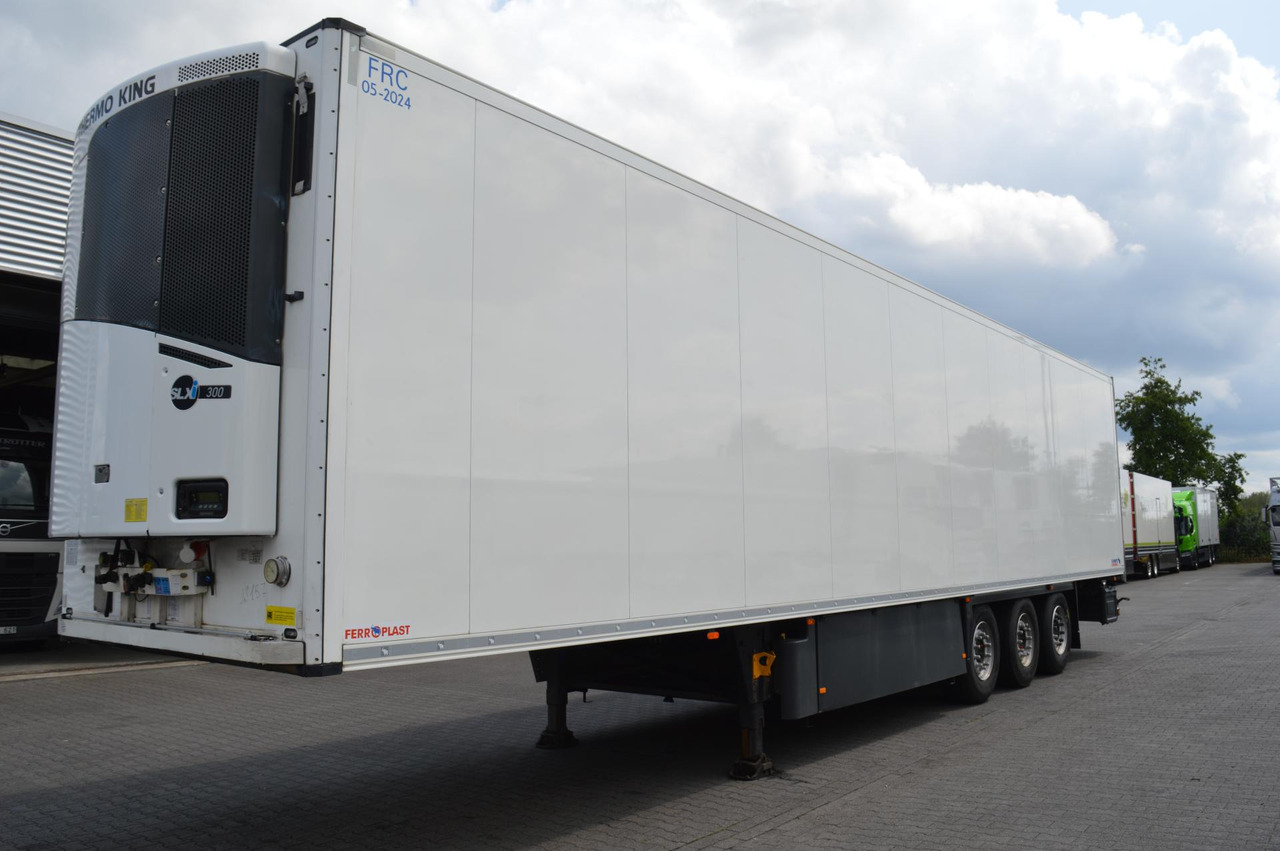 Schmitz Cargobull SKO FP 45 ThermoKing SLXi 300 - Poluprikolica hladnjača: slika Schmitz Cargobull SKO FP 45 ThermoKing SLXi 300 - Poluprikolica hladnjača Schmitz Cargobull SKO FP 45 ThermoKing SLXi 300 - Poluprikolica hladnjača: slika Schmitz Cargobull SKO FP 45 ThermoKing SLXi 300 - Poluprikolica hladnjača