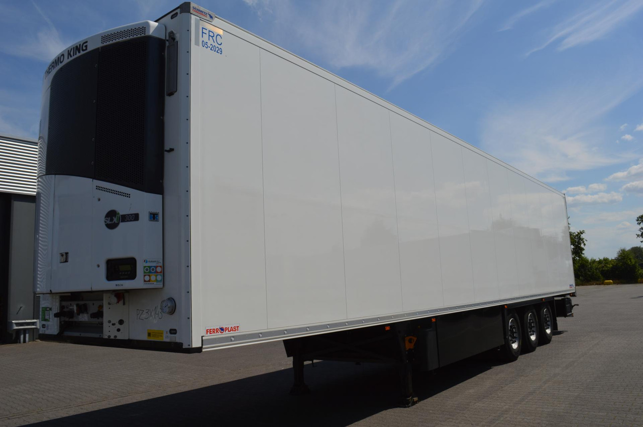 Schmitz Cargobull SKO FP 45 ThermoKing SLXi 300 - Poluprikolica hladnjača: slika Schmitz Cargobull SKO FP 45 ThermoKing SLXi 300 - Poluprikolica hladnjača Schmitz Cargobull SKO FP 45 ThermoKing SLXi 300 - Poluprikolica hladnjača: slika Schmitz Cargobull SKO FP 45 ThermoKing SLXi 300 - Poluprikolica hladnjača
