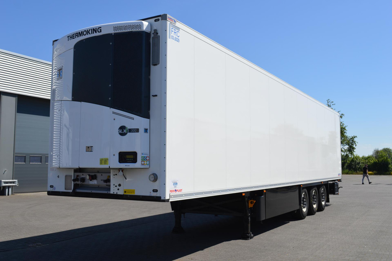 Schmitz Cargobull SKO FP 45 ThermoKing SLXi 300 - Poluprikolica hladnjača: slika Schmitz Cargobull SKO FP 45 ThermoKing SLXi 300 - Poluprikolica hladnjača Schmitz Cargobull SKO FP 45 ThermoKing SLXi 300 - Poluprikolica hladnjača: slika Schmitz Cargobull SKO FP 45 ThermoKing SLXi 300 - Poluprikolica hladnjača
