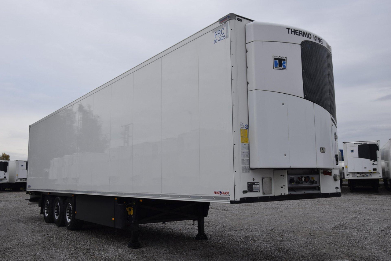Schmitz Cargobull SKO FP 45 ThermoKing SLXi 300 - Poluprikolica hladnjača: slika Schmitz Cargobull SKO FP 45 ThermoKing SLXi 300 - Poluprikolica hladnjača Schmitz Cargobull SKO FP 45 ThermoKing SLXi 300 - Poluprikolica hladnjača: slika Schmitz Cargobull SKO FP 45 ThermoKing SLXi 300 - Poluprikolica hladnjača