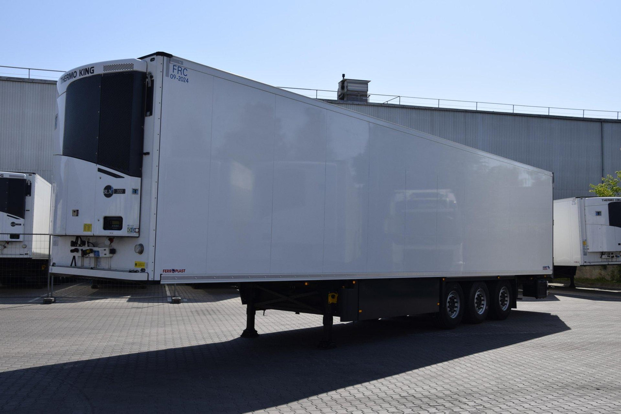 Schmitz Cargobull SKO FP 45 ThermoKing SLXi 300 - Poluprikolica hladnjača: slika Schmitz Cargobull SKO FP 45 ThermoKing SLXi 300 - Poluprikolica hladnjača Schmitz Cargobull SKO FP 45 ThermoKing SLXi 300 - Poluprikolica hladnjača: slika Schmitz Cargobull SKO FP 45 ThermoKing SLXi 300 - Poluprikolica hladnjača