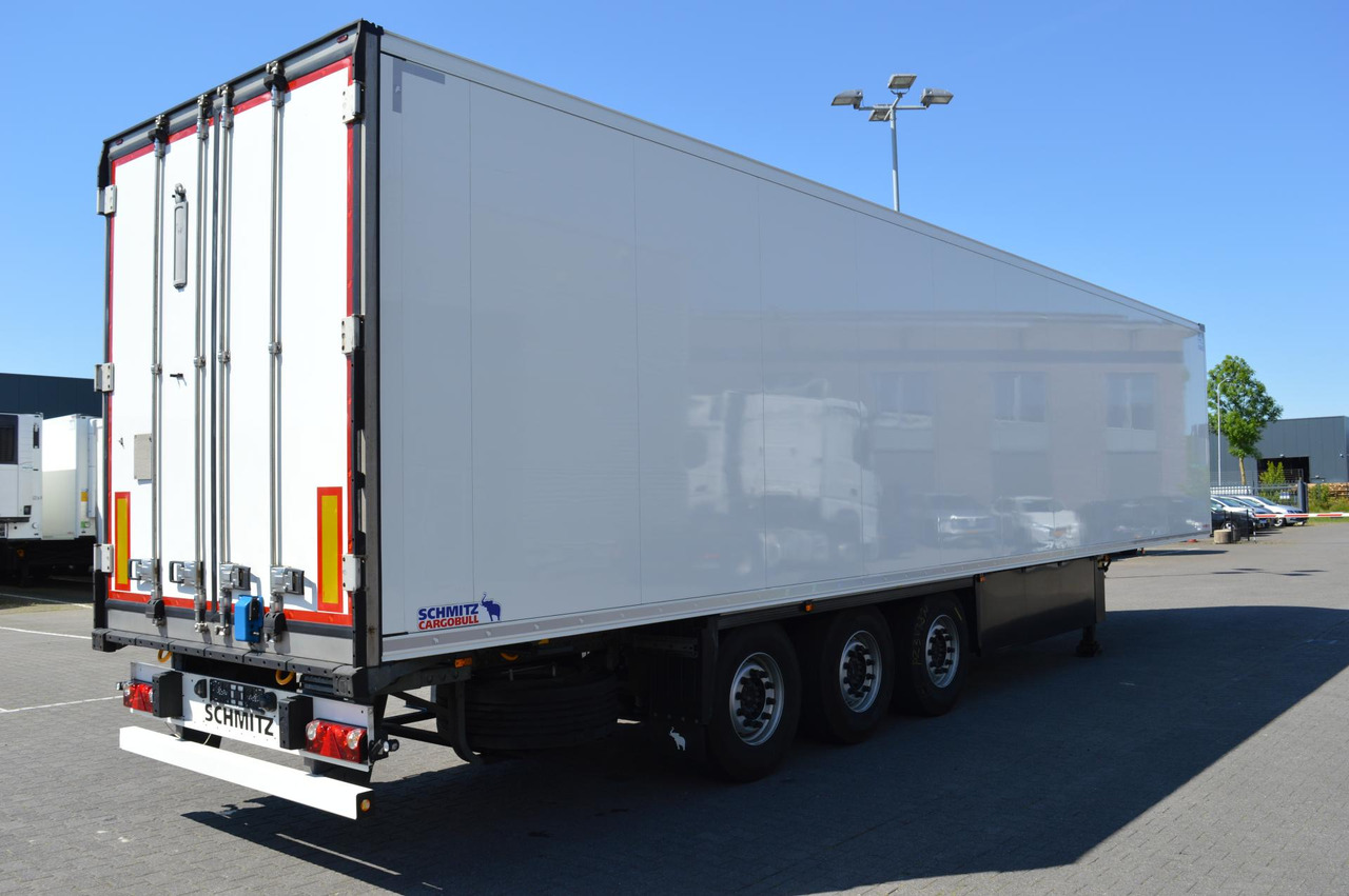 Schmitz Cargobull SKO FP 45 ThermoKing SLXi 300 - Poluprikolica hladnjača: slika Schmitz Cargobull SKO FP 45 ThermoKing SLXi 300 - Poluprikolica hladnjača Schmitz Cargobull SKO FP 45 ThermoKing SLXi 300 - Poluprikolica hladnjača: slika Schmitz Cargobull SKO FP 45 ThermoKing SLXi 300 - Poluprikolica hladnjača