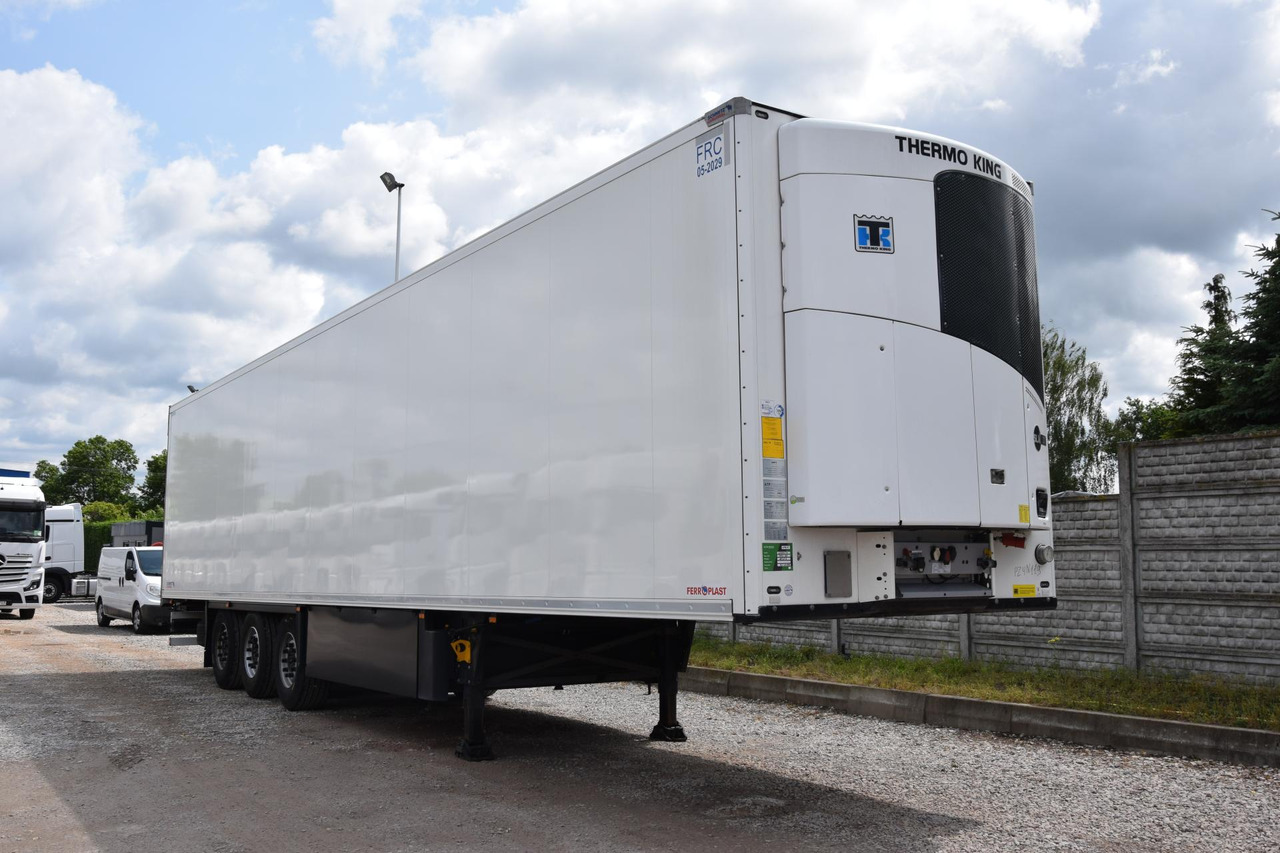 Schmitz Cargobull SKO FP 60 ThermoKing SLXi 300 - Poluprikolica hladnjača: slika Schmitz Cargobull SKO FP 60 ThermoKing SLXi 300 - Poluprikolica hladnjača Schmitz Cargobull SKO FP 60 ThermoKing SLXi 300 - Poluprikolica hladnjača: slika Schmitz Cargobull SKO FP 60 ThermoKing SLXi 300 - Poluprikolica hladnjača