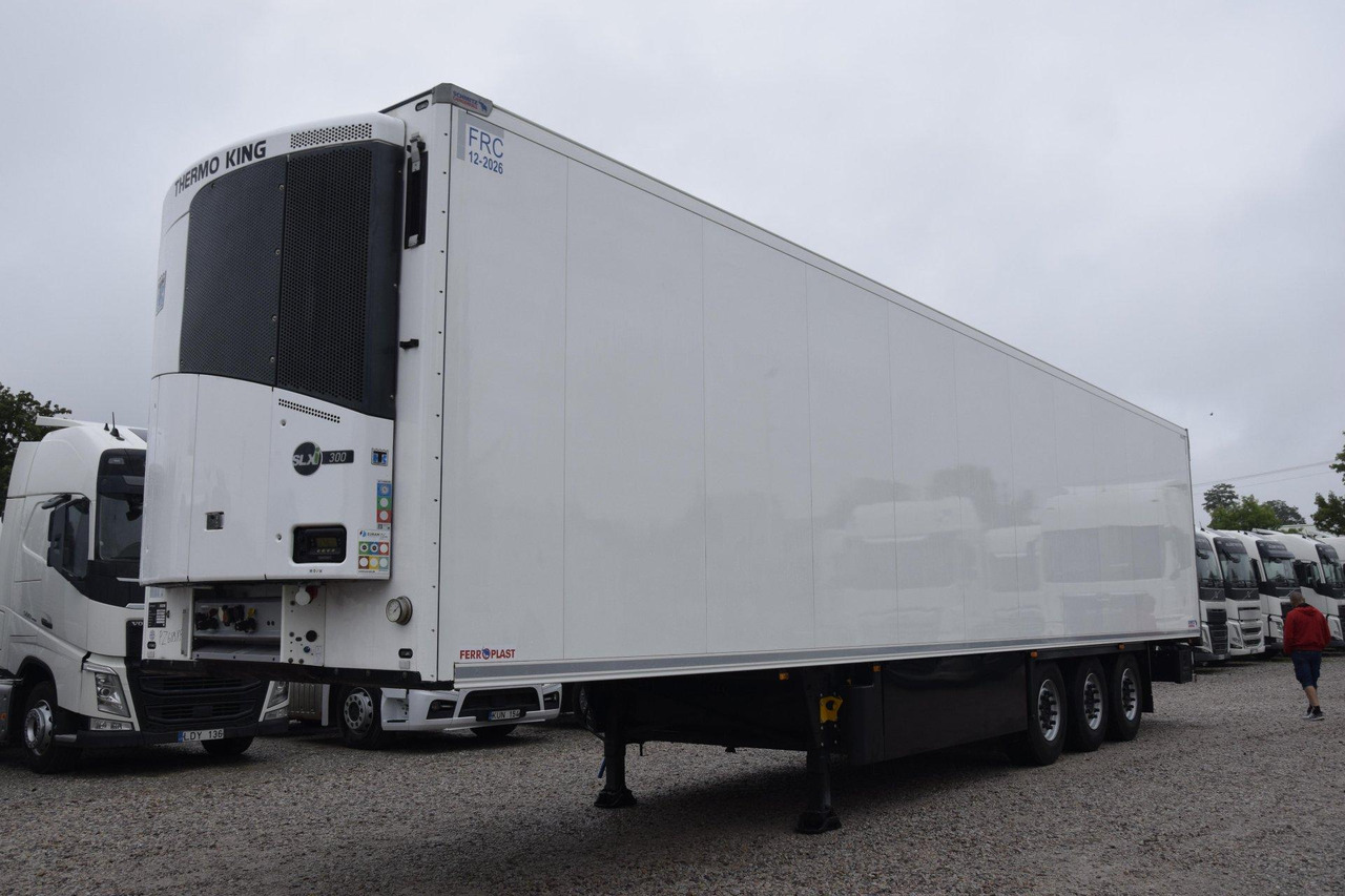 Schmitz Cargobull SKO FP 60 ThermoKing SLXi 300 - Poluprikolica hladnjača: slika Schmitz Cargobull SKO FP 60 ThermoKing SLXi 300 - Poluprikolica hladnjača Schmitz Cargobull SKO FP 60 ThermoKing SLXi 300 - Poluprikolica hladnjača: slika Schmitz Cargobull SKO FP 60 ThermoKing SLXi 300 - Poluprikolica hladnjača