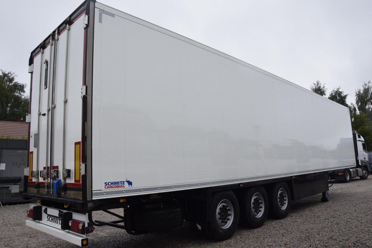 Schmitz Cargobull SKO FP 60 ThermoKing SLXi 300 - Poluprikolica hladnjača: slika Schmitz Cargobull SKO FP 60 ThermoKing SLXi 300 - Poluprikolica hladnjača Schmitz Cargobull SKO FP 60 ThermoKing SLXi 300 - Poluprikolica hladnjača: slika Schmitz Cargobull SKO FP 60 ThermoKing SLXi 300 - Poluprikolica hladnjača