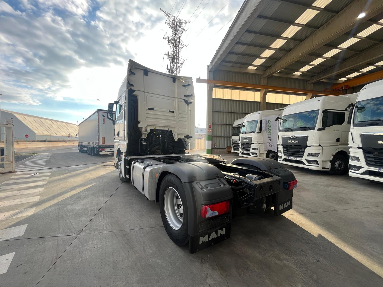 MAN TGX 18.510 GM Retarder - Tegljač: slika MAN TGX 18.510 GM Retarder - Tegljač MAN TGX 18.510 GM Retarder - Tegljač: slika MAN TGX 18.510 GM Retarder - Tegljač