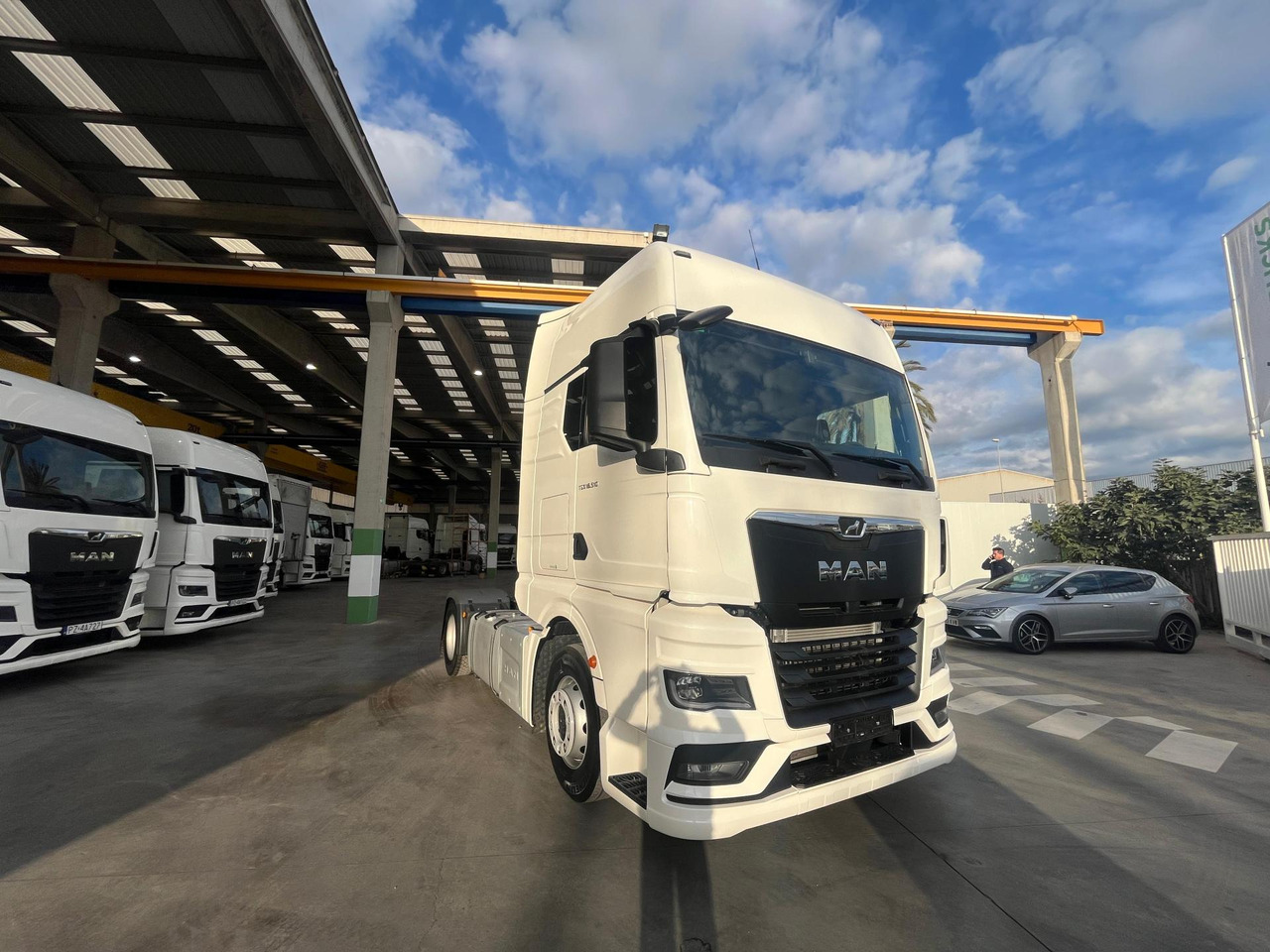MAN TGX 18.510 GM Retarder - Tegljač: slika MAN TGX 18.510 GM Retarder - Tegljač MAN TGX 18.510 GM Retarder - Tegljač: slika MAN TGX 18.510 GM Retarder - Tegljač