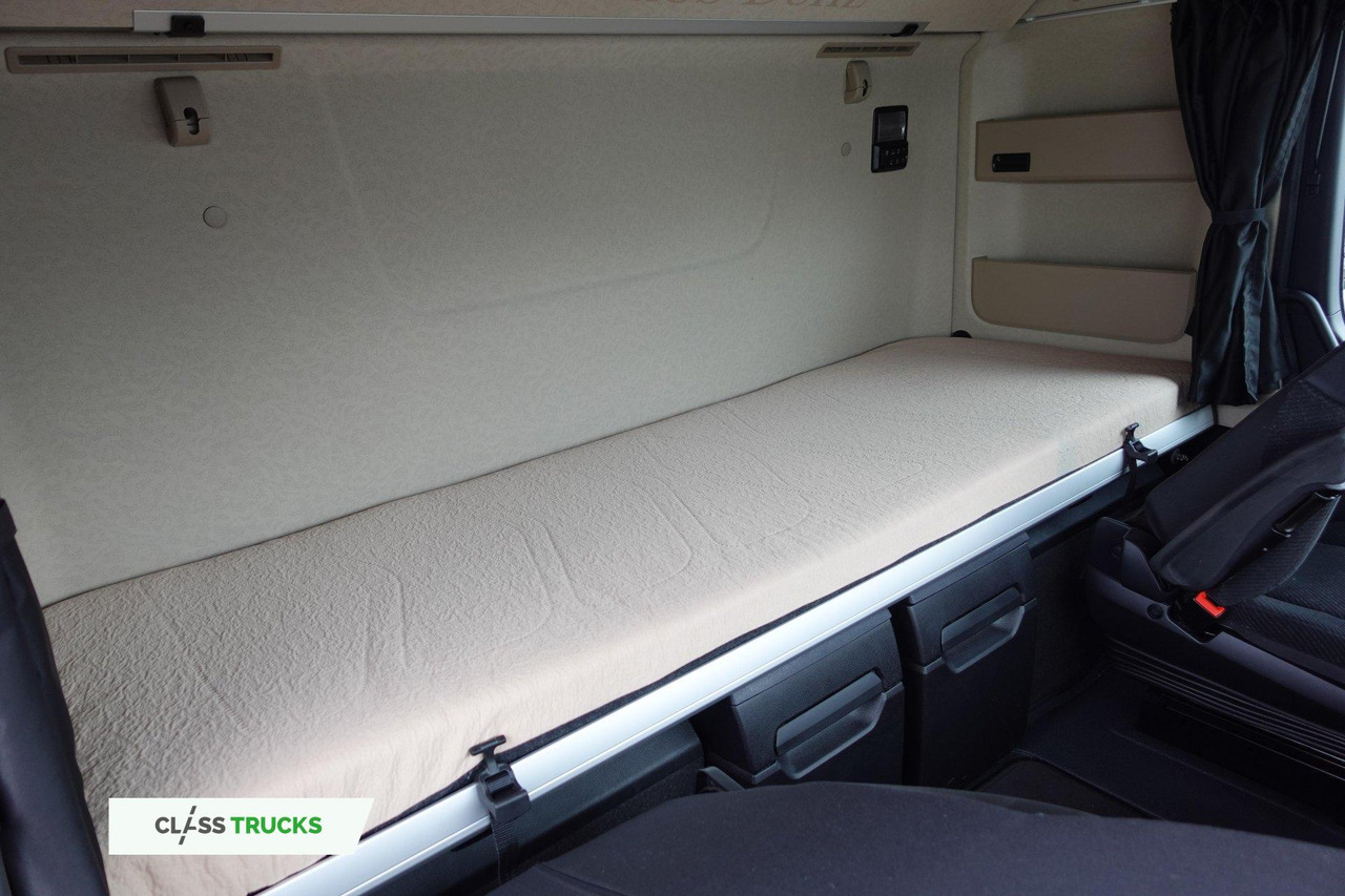 Tegljač Mercedes-Benz Actros 5 1845 BigSpace: slika Tegljač Mercedes-Benz Actros 5 1845 BigSpace