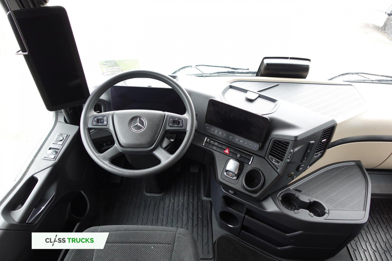 Tegljač Mercedes-Benz Actros 5 1845 BigSpace: slika Tegljač Mercedes-Benz Actros 5 1845 BigSpace