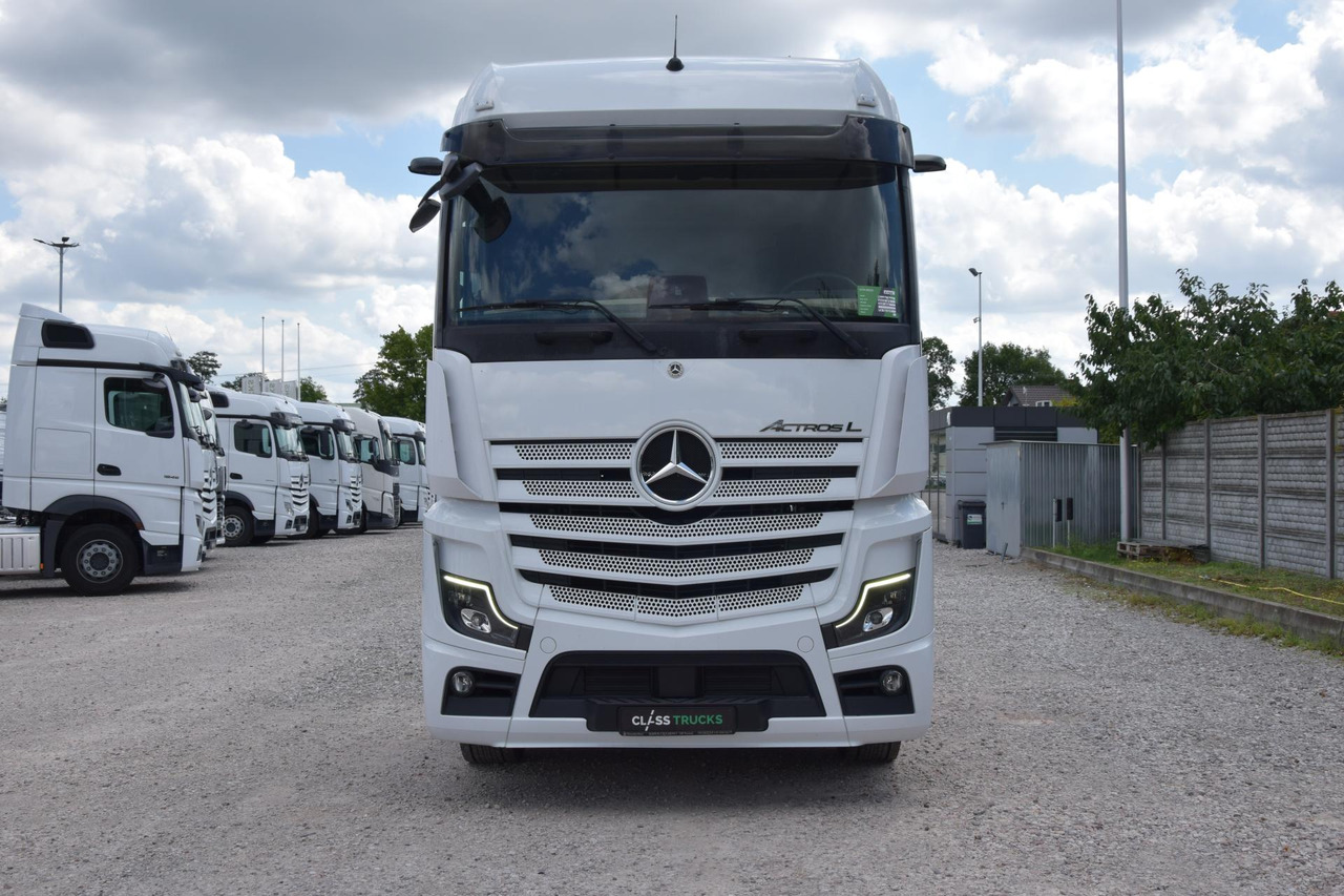 Mercedes-Benz Actros 5 1845 BigSpace - Tegljač: slika Mercedes-Benz Actros 5 1845 BigSpace - Tegljač Mercedes-Benz Actros 5 1845 BigSpace - Tegljač: slika Mercedes-Benz Actros 5 1845 BigSpace - Tegljač