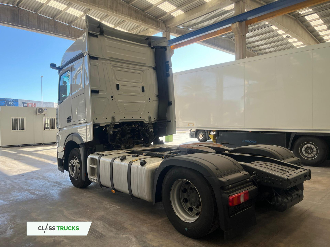 Mercedes-Benz Actros 5 1845 BigSpace - Tegljač: slika Mercedes-Benz Actros 5 1845 BigSpace - Tegljač Mercedes-Benz Actros 5 1845 BigSpace - Tegljač: slika Mercedes-Benz Actros 5 1845 BigSpace - Tegljač
