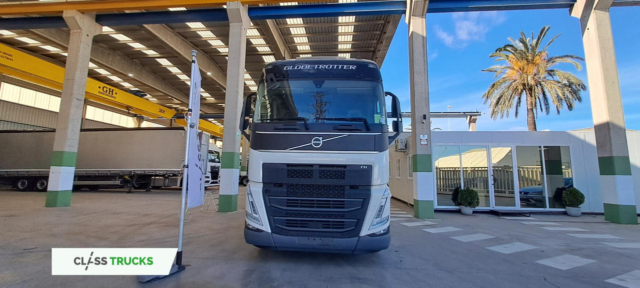 Volvo FH 460 Globetrotter XL Retarder i-Save - Tegljač: slika Volvo FH 460 Globetrotter XL Retarder i-Save - Tegljač Volvo FH 460 Globetrotter XL Retarder i-Save - Tegljač: slika Volvo FH 460 Globetrotter XL Retarder i-Save - Tegljač