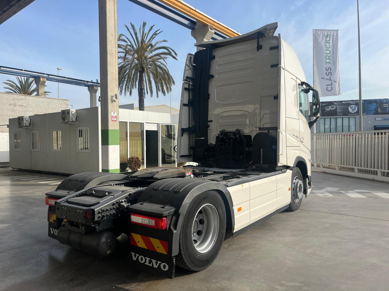 Volvo FH 460 Globetrotter XL i-Save - Tegljač: slika Volvo FH 460 Globetrotter XL i-Save - Tegljač Volvo FH 460 Globetrotter XL i-Save - Tegljač: slika Volvo FH 460 Globetrotter XL i-Save - Tegljač