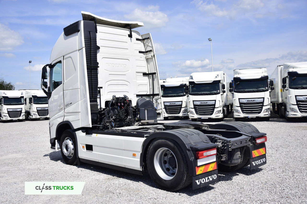 Volvo FH 500 Globetrotter XL Side Skirts - Tegljač: slika Volvo FH 500 Globetrotter XL Side Skirts - Tegljač Volvo FH 500 Globetrotter XL Side Skirts - Tegljač: slika Volvo FH 500 Globetrotter XL Side Skirts - Tegljač