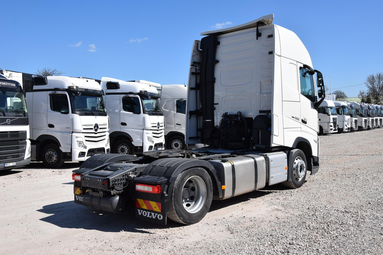 Volvo FH 500 Globetrotter XL Varios - Tegljač: slika Volvo FH 500 Globetrotter XL Varios - Tegljač Volvo FH 500 Globetrotter XL Varios - Tegljač: slika Volvo FH 500 Globetrotter XL Varios - Tegljač