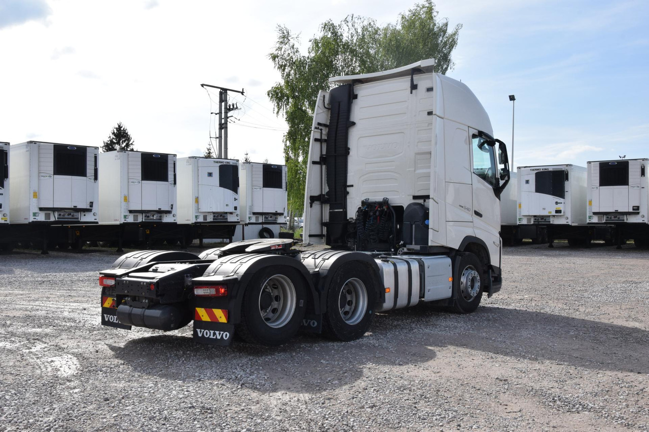 Volvo FH 540 Globetrotter XL Retarder - Tegljač: slika Volvo FH 540 Globetrotter XL Retarder - Tegljač Volvo FH 540 Globetrotter XL Retarder - Tegljač: slika Volvo FH 540 Globetrotter XL Retarder - Tegljač