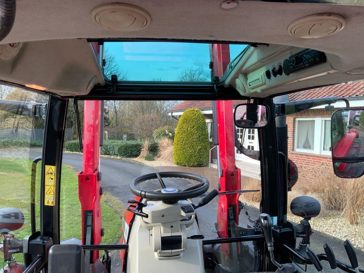 Massey Ferguson MF 5709 S - Traktor: slika Massey Ferguson MF 5709 S - Traktor Massey Ferguson MF 5709 S - Traktor: slika Massey Ferguson MF 5709 S - Traktor