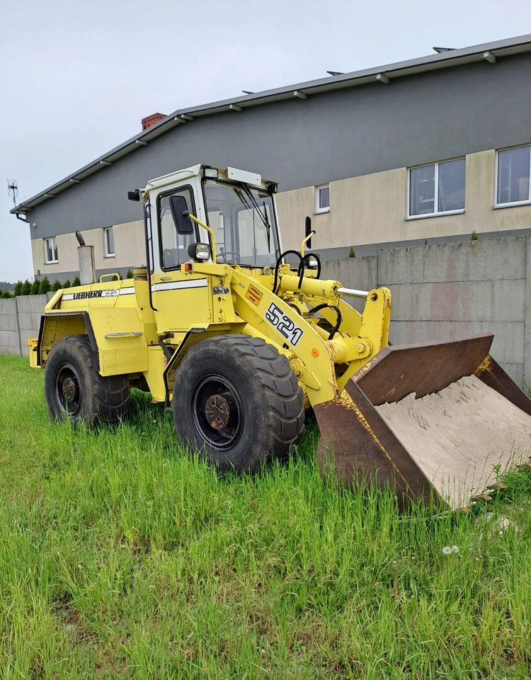 Liebherr L521 – Ładowarka kołowa / Radlader – 1990 – Diesel – - Utovarivač na kotačima: slika Liebherr L521 – Ładowarka kołowa / Radlader – 1990 – Diesel – - Utovarivač na kotačima Liebherr L521 – Ładowarka kołowa / Radlader – 1990 – Diesel – - Utovarivač na kotačima: slika Liebherr L521 – Ładowarka kołowa / Radlader – 1990 – Diesel – - Utovarivač na kotačima